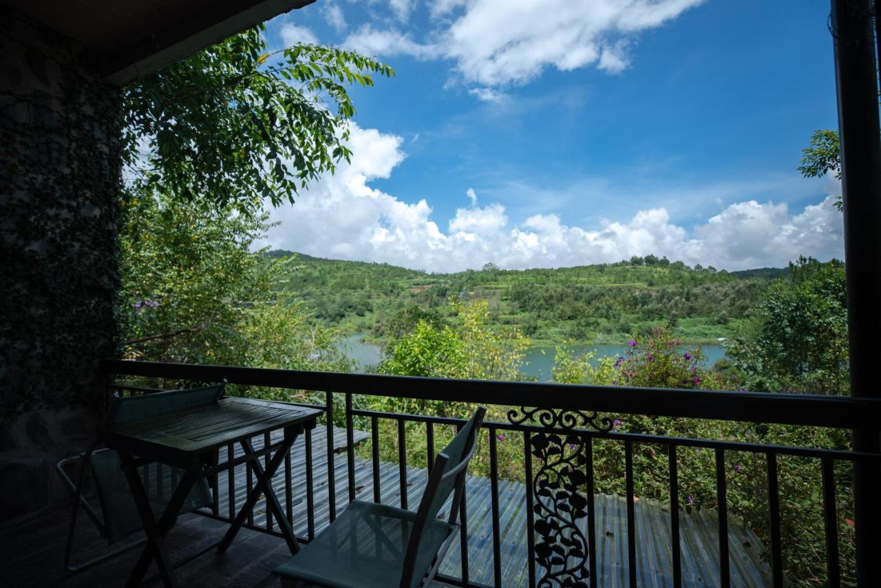 Zen Cafe Lakeside Da Lat Exterior photo