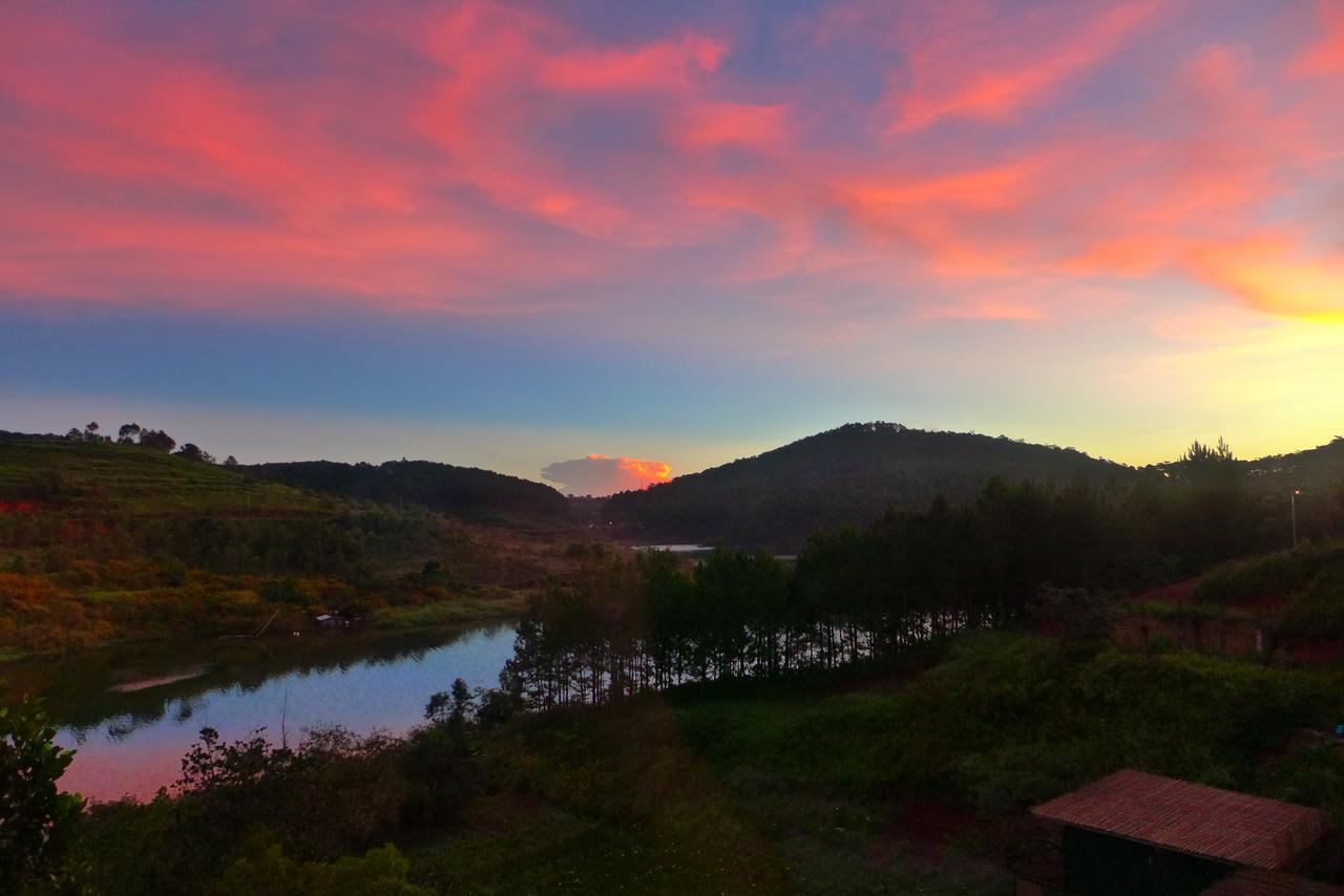 Zen Cafe Lakeside Da Lat Exterior photo